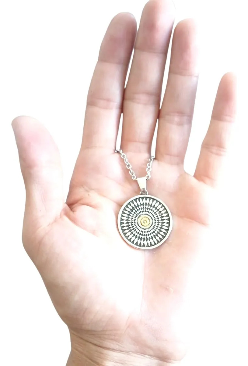 Cadena Con Dije Mándala En Plata Leve Y Cadena De Acero. - Imagen 2